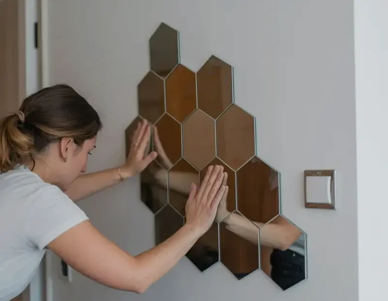 How to Install Hexagonal Mirror Tiles: Quick DIY Guide for a Geometric Accent Wall
